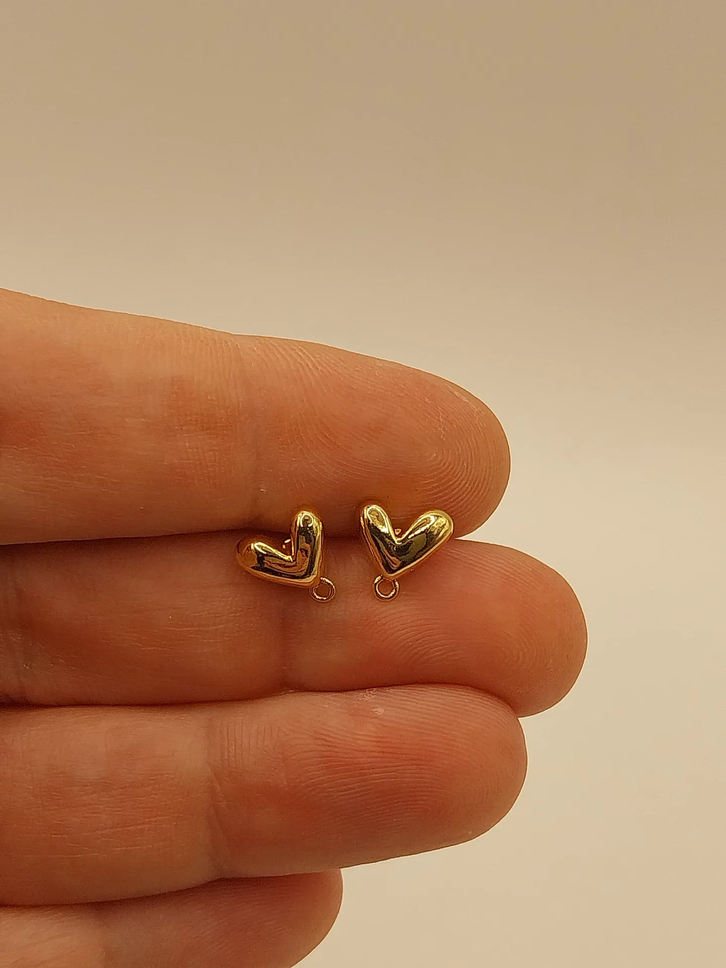 Oorbel goudkleurig 1